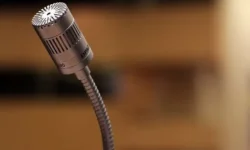 How To Get a Celebrity Guest Speaker to Speak at Your Next Event